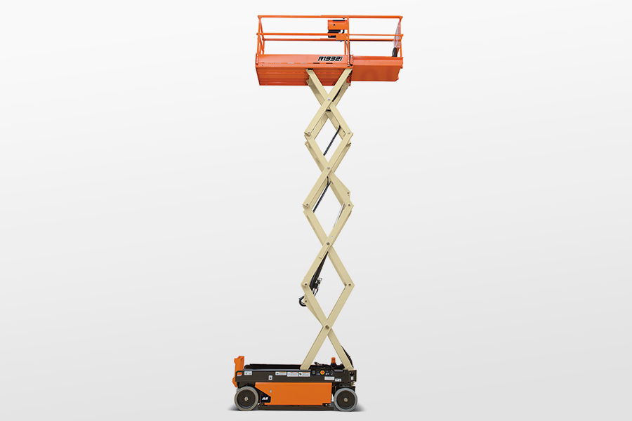 PLATAFORMA ELEVATÓRIA TIPO TESOURA JLG 2632R-ALTURA DE TRABALHO 10M